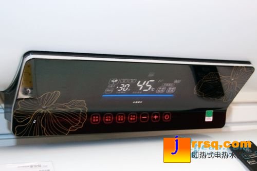 美的熱水器F50-30D3售2299元 視覺享受
