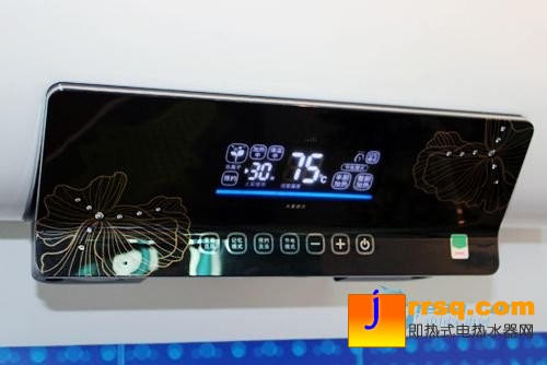 美的熱水器F50-30D3售2299元 視覺享受