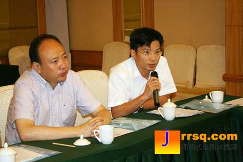 奧特朗馮?。弘p模電熱水器利民標(biāo)準(zhǔn)