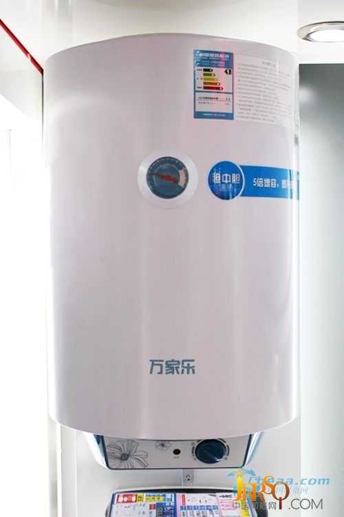 新奇膽中膽 萬家樂電熱水器D30-SV11F