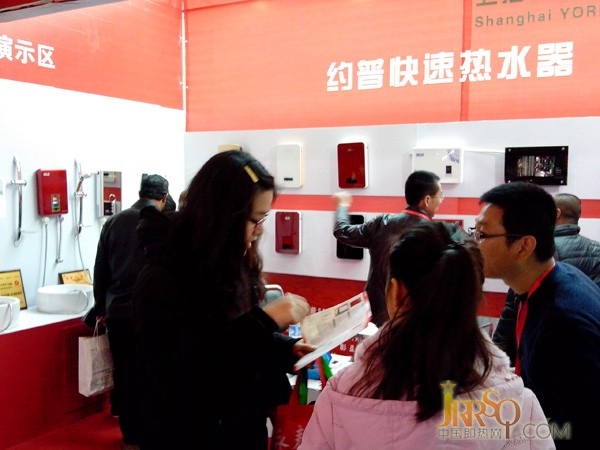這新品還不錯(cuò)吧 超薄的咯親