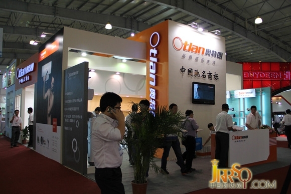即熱式電熱水器產(chǎn)品高端化并非易事 商家要以內(nèi)涵決勝