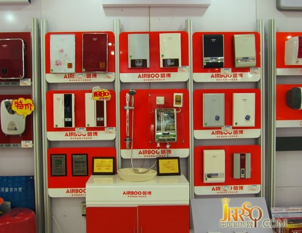 電商沖擊 即熱式電熱水器企業(yè)需要轉(zhuǎn)換銷售模式