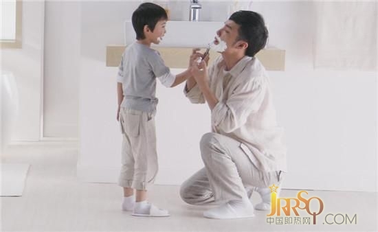 恒潔衛(wèi)浴即熱式智能龍頭為家人準備每一天的溫暖
