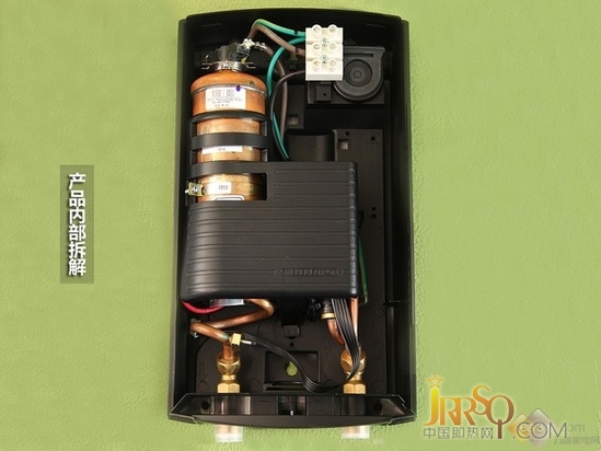 洗浴“0”等待 斯寶亞創(chuàng)電熱水器測評