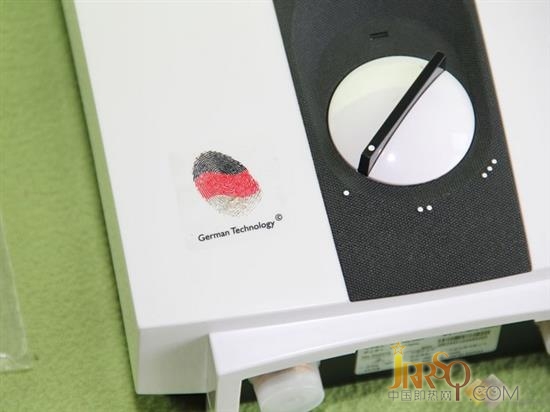 斯寶亞創(chuàng)DHC 8EL即熱式電熱水器新品圖賞 