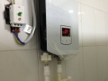 英格萊即熱式電熱水器安裝實例 (5)