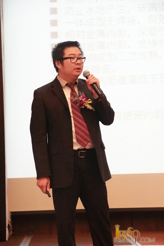 研發(fā)部經(jīng)理楚旭：2015年新品開發(fā)計(jì)劃