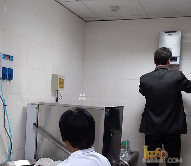 選購賓館酒店熱水器是用桶裝的還是即熱的？哪種比較好？