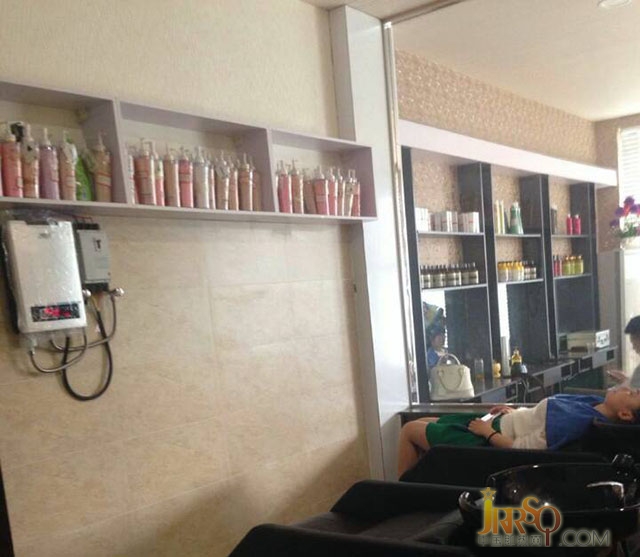 選購賓館酒店熱水器是用桶裝的還是即熱的？哪種比較好？