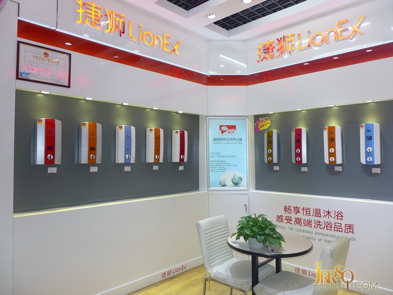 以消費(fèi)者為中心 即熱式電熱水器企業(yè)轉(zhuǎn)型升級(jí)刻不容緩