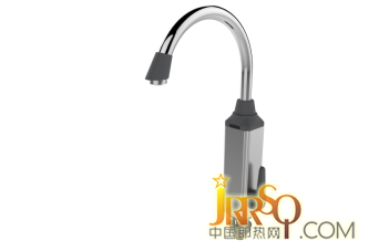 類方形彎出水：     類方形主體造型，兩立面間內斂設計，鋁合金氧化金屬面殼，細膩均勻。