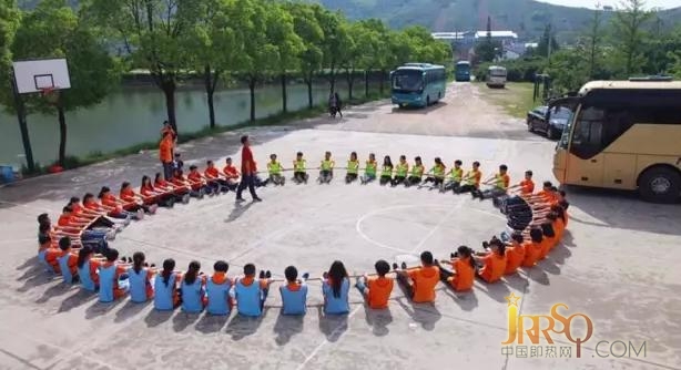 德恩特電器舉辦拓展和旅游活動圓滿結(jié)束