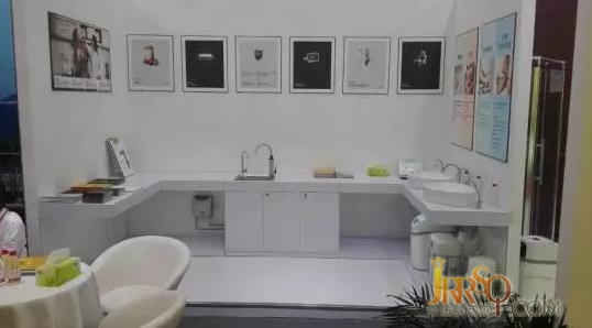 奧特朗首次亮相上海衛(wèi)廚展，電熱龍頭掀“龍頭革命”