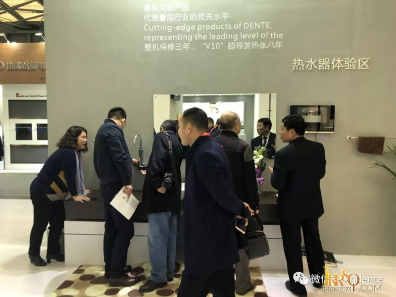 不斷鍛造精品 繼續(xù)展出高度 祝賀德恩特參展2018上海AWE圓滿成功