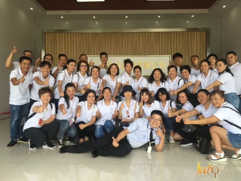 9月15日，培訓(xùn)進(jìn)入尾聲。前期培訓(xùn)項(xiàng)目已經(jīng)完成，在培訓(xùn)講師的帶領(lǐng)下，學(xué)員來到奧特朗江門工廠參觀。